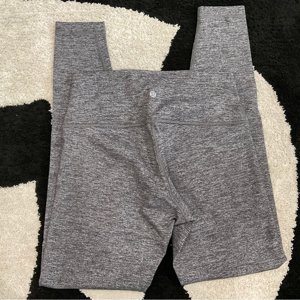 Grey lululemon legging